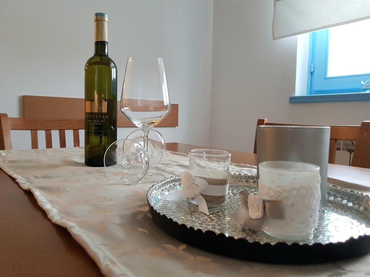 Apartment Karla Poreč Buitenkant foto